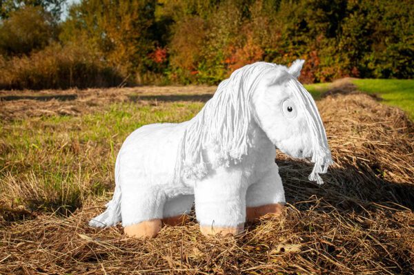 Crafty Ponies cheval en peluche Blanc (48 cm) avec livret d'instructions